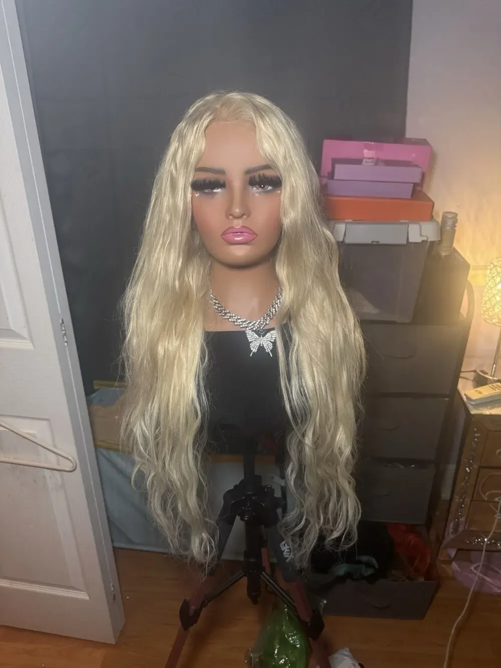 Human Hair Wig 13x6 Lace Front Platinum Blonde Long Wavy